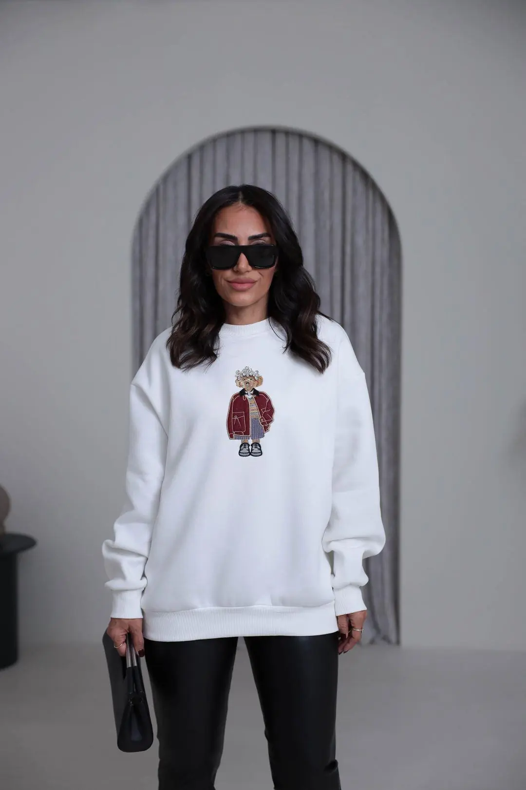 6910 Taşlı Aplikeli Şardonlu Sweatshirt EKRU - EKRU