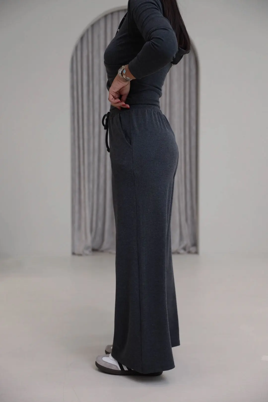 9034 Bağcıklı Yumuşak Kumaş Pantolon SİYAH