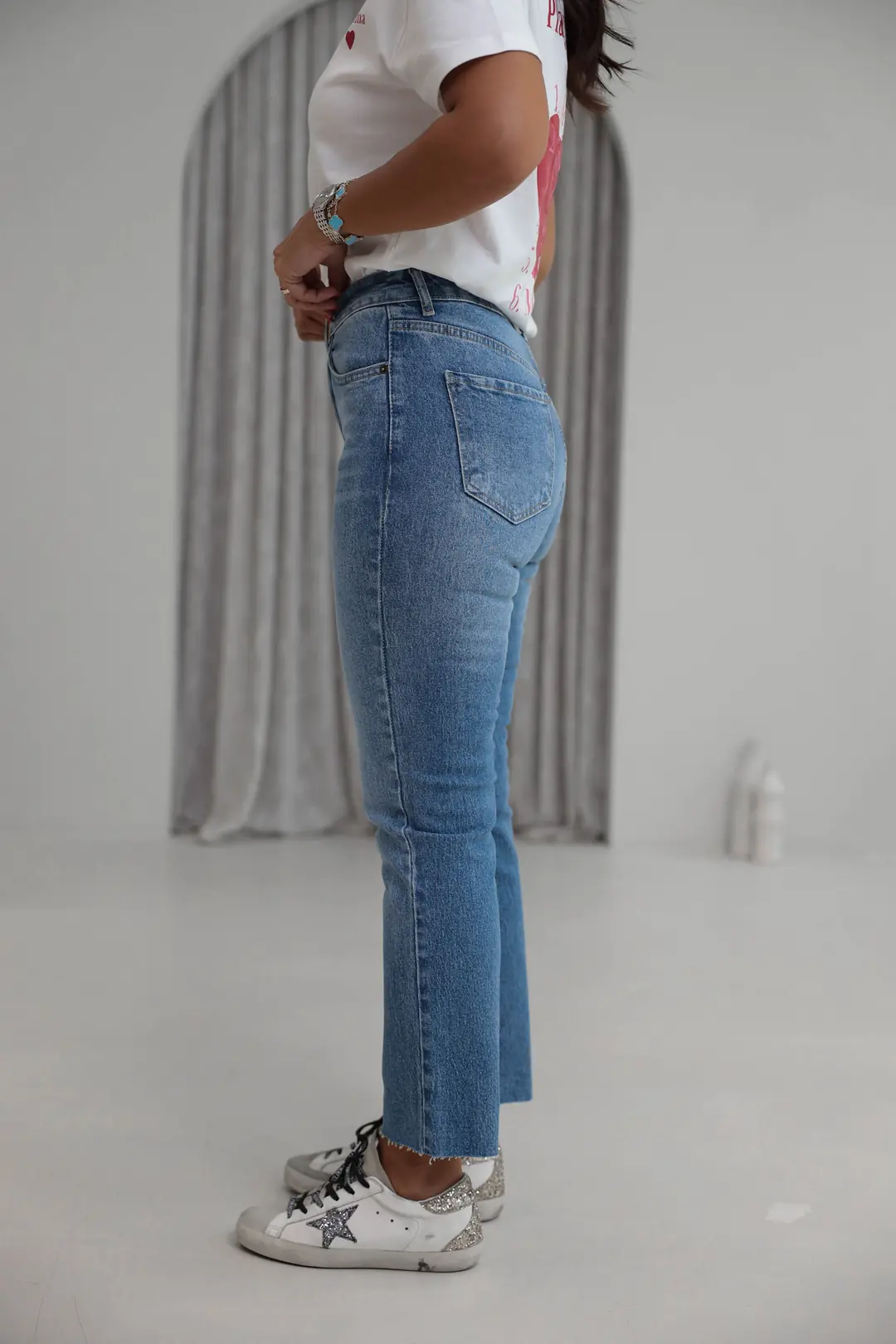 2402 Lazer Kesikli Boyfit Jean ORTA MAVİ