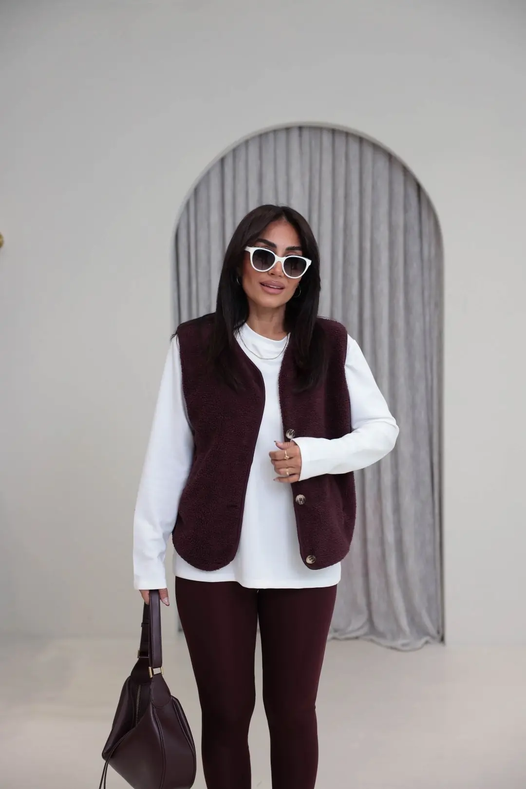 3242 Düğme Detaylı Oys Model Peluş Yelek MÜRDÜM