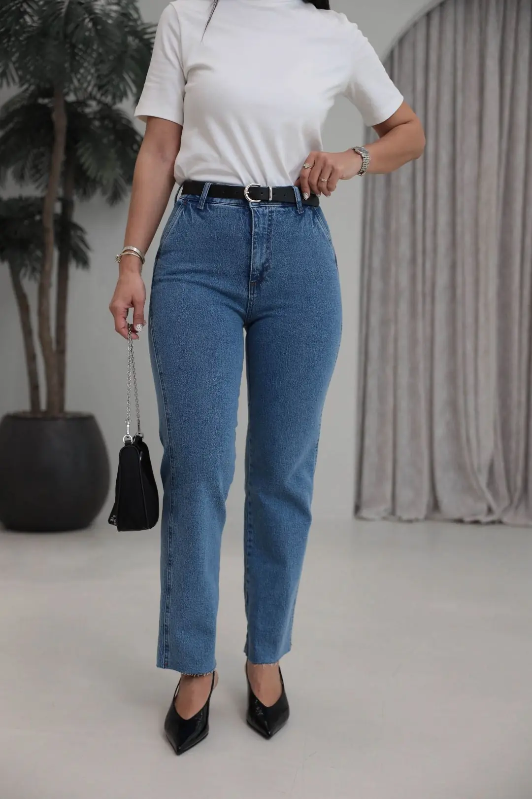 127 Kemerli Paçası Kesik Boyfit Jean MAVİ