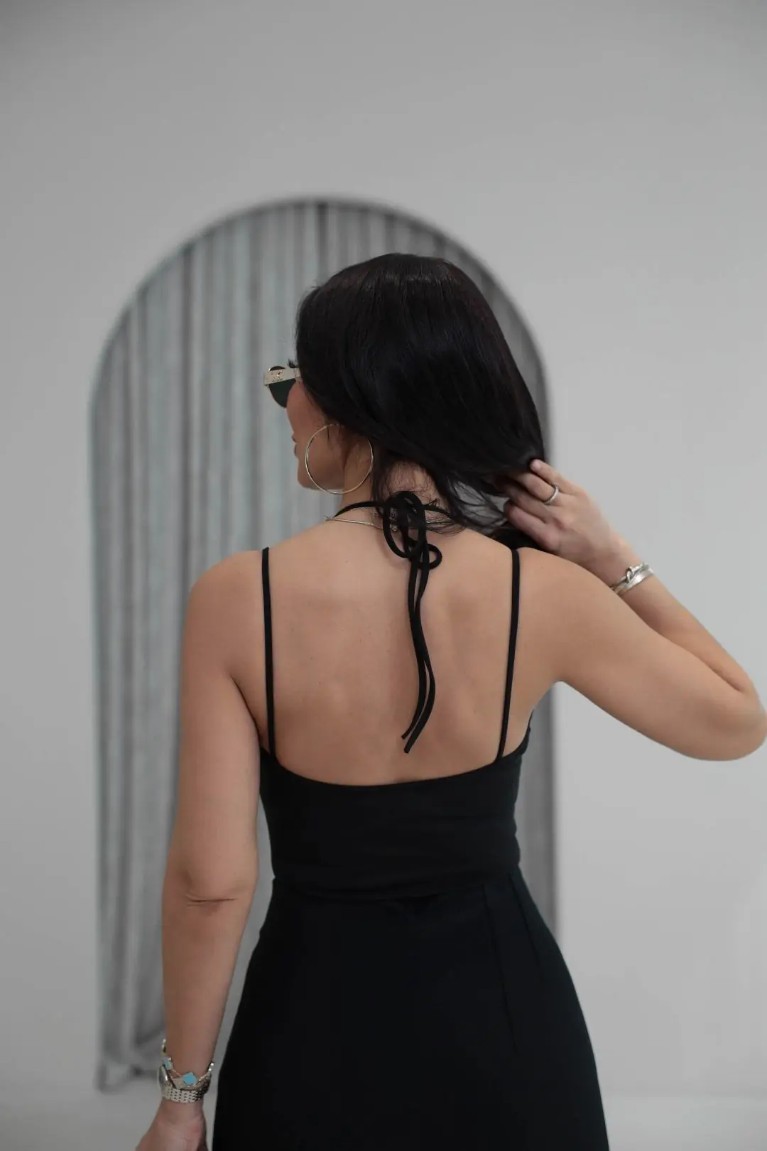 Dantel Detay Boyundan Bağlamalı Bodysuit SİYAH