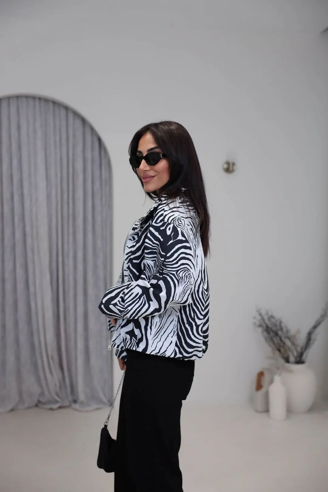 9450 Zebra Desen Fermuarlı Bel Lastikli Ceket SİYAHBEYAZ