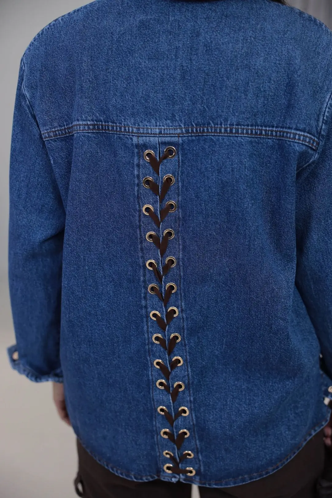 1181 Sırtı Çapraz Bağcık Detaylı Denim Gömlek Ceket KOYU MAVİ
