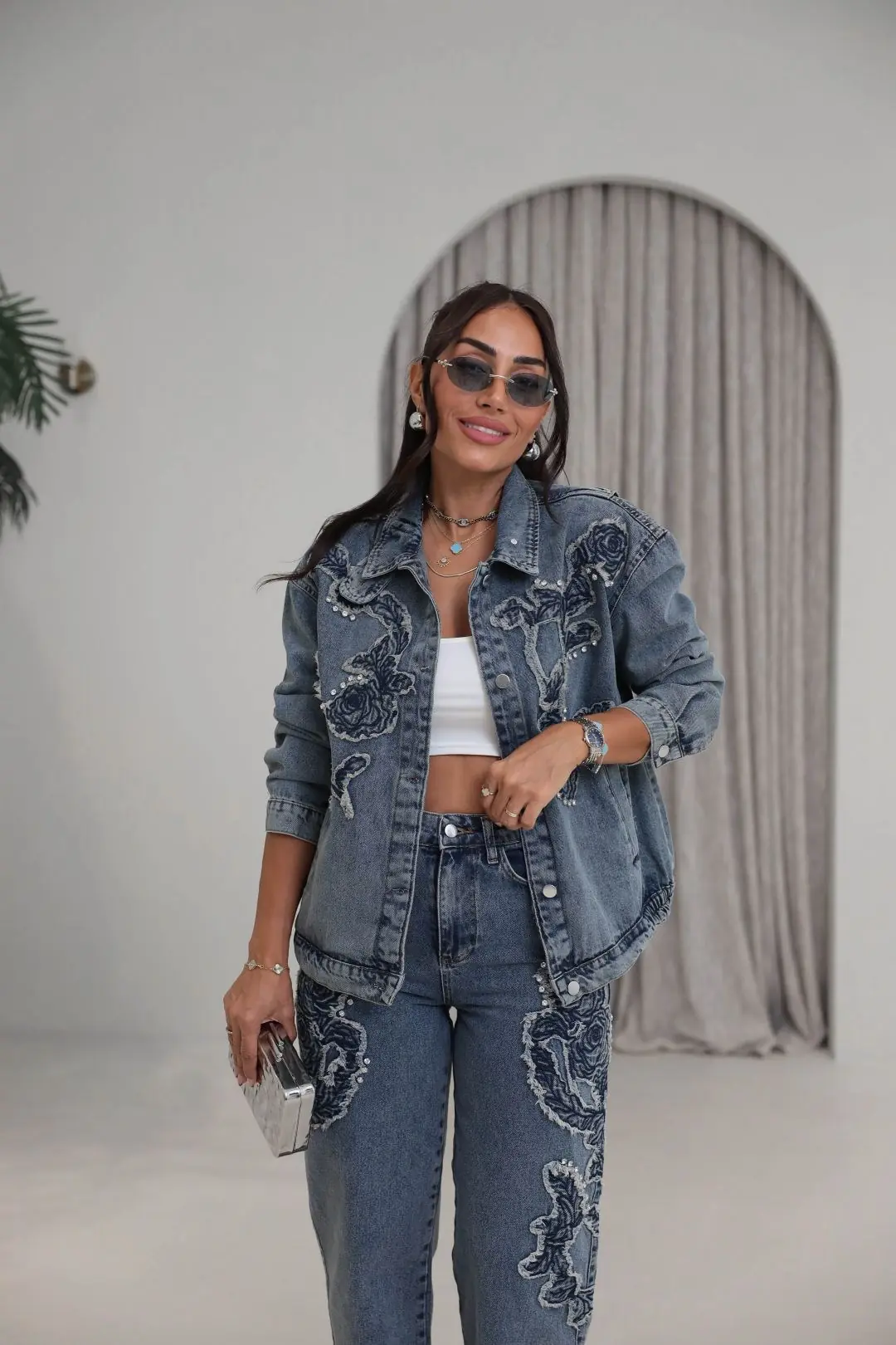 7502 Rose Aplikeli Taşlı Denim Ceket Pantolon Takım TİNTLİ MAVİ