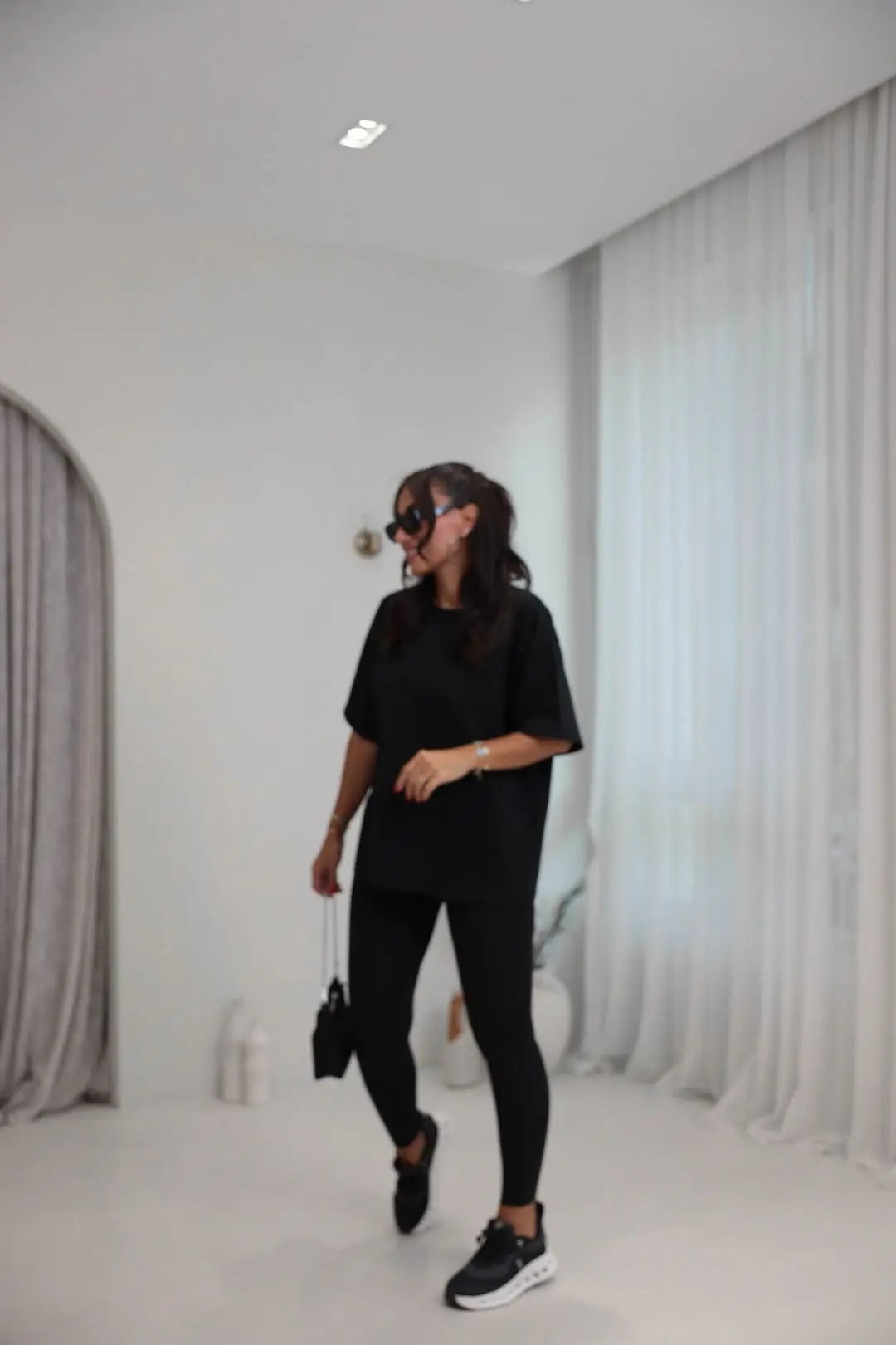 3300 Bisiklet Yaka Oversize Basic Coton Tshirt SİYAH