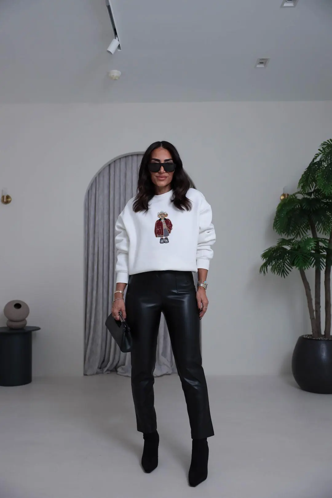 6910 Taşlı Aplikeli Şardonlu Sweatshirt EKRU