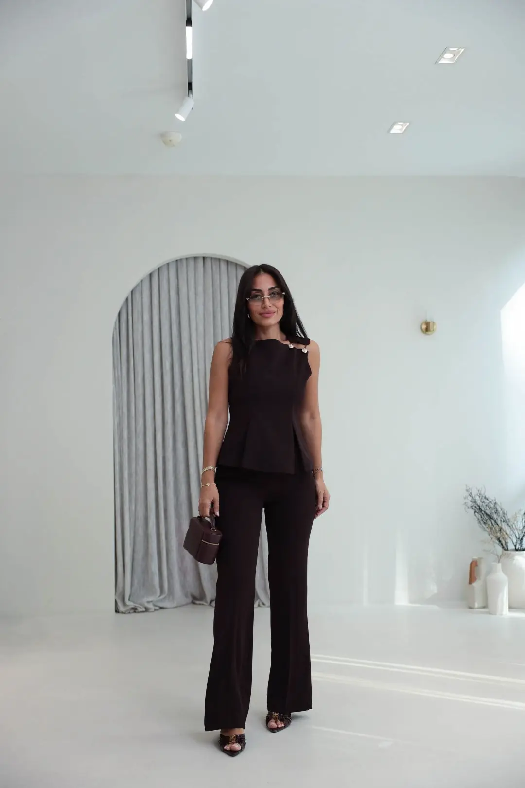 9215 Omuz Düğme Detaylı Bluz & Pantolon Takım MÜRDÜM - MÜRDÜM