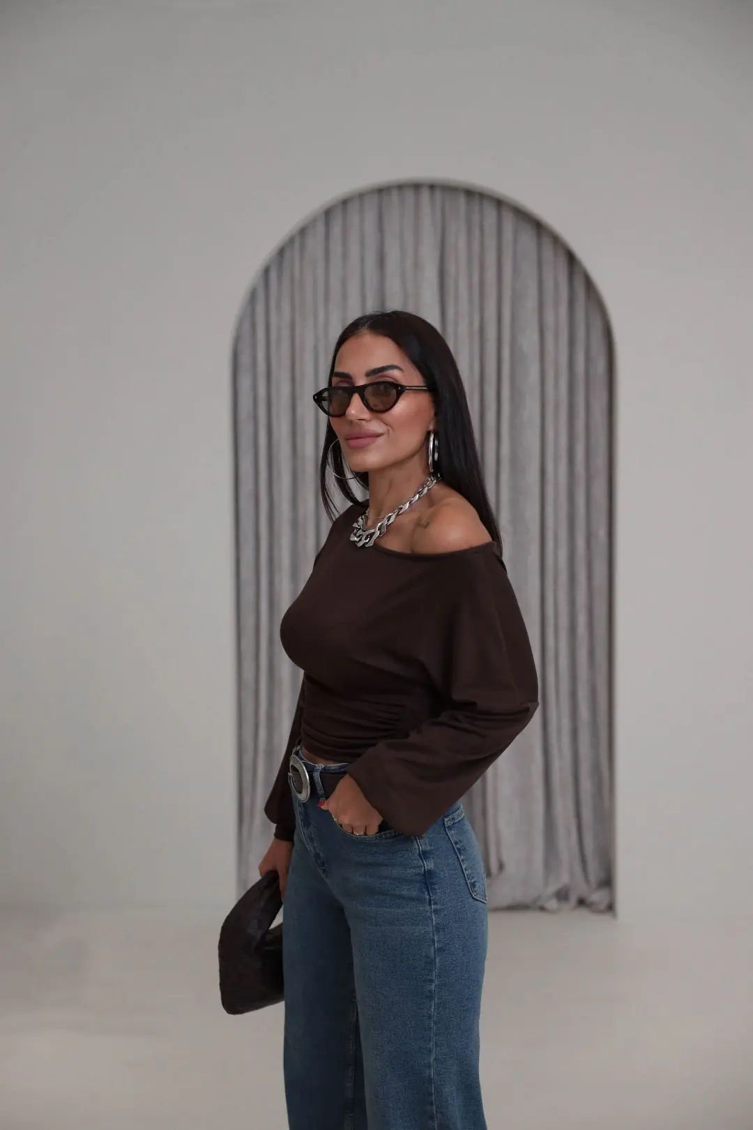 5453 Modal Kumaş Kayık Yaka Bluz KAHVE