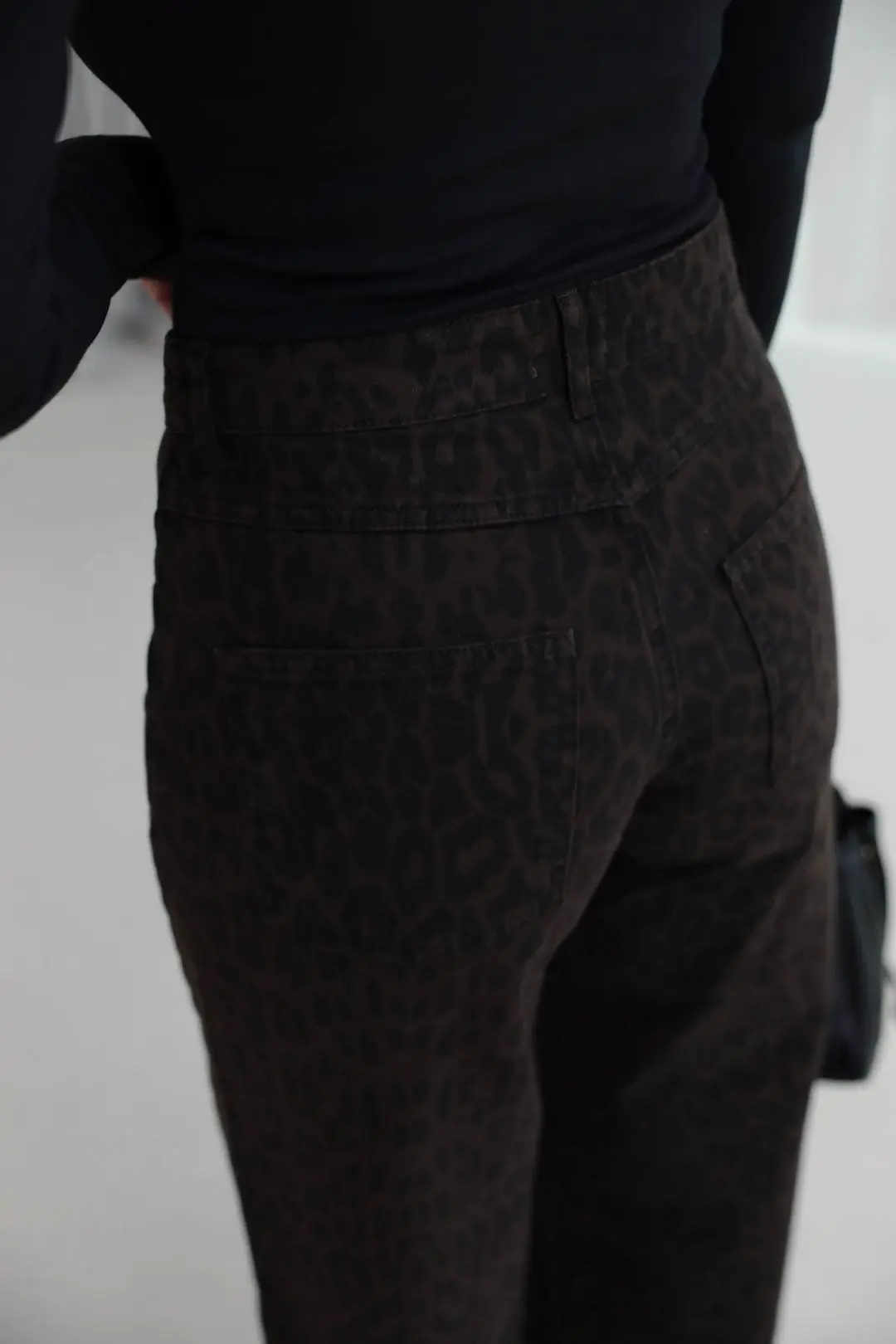 Orj Marka Şerit Detaylı Leopar Jean KAHVE