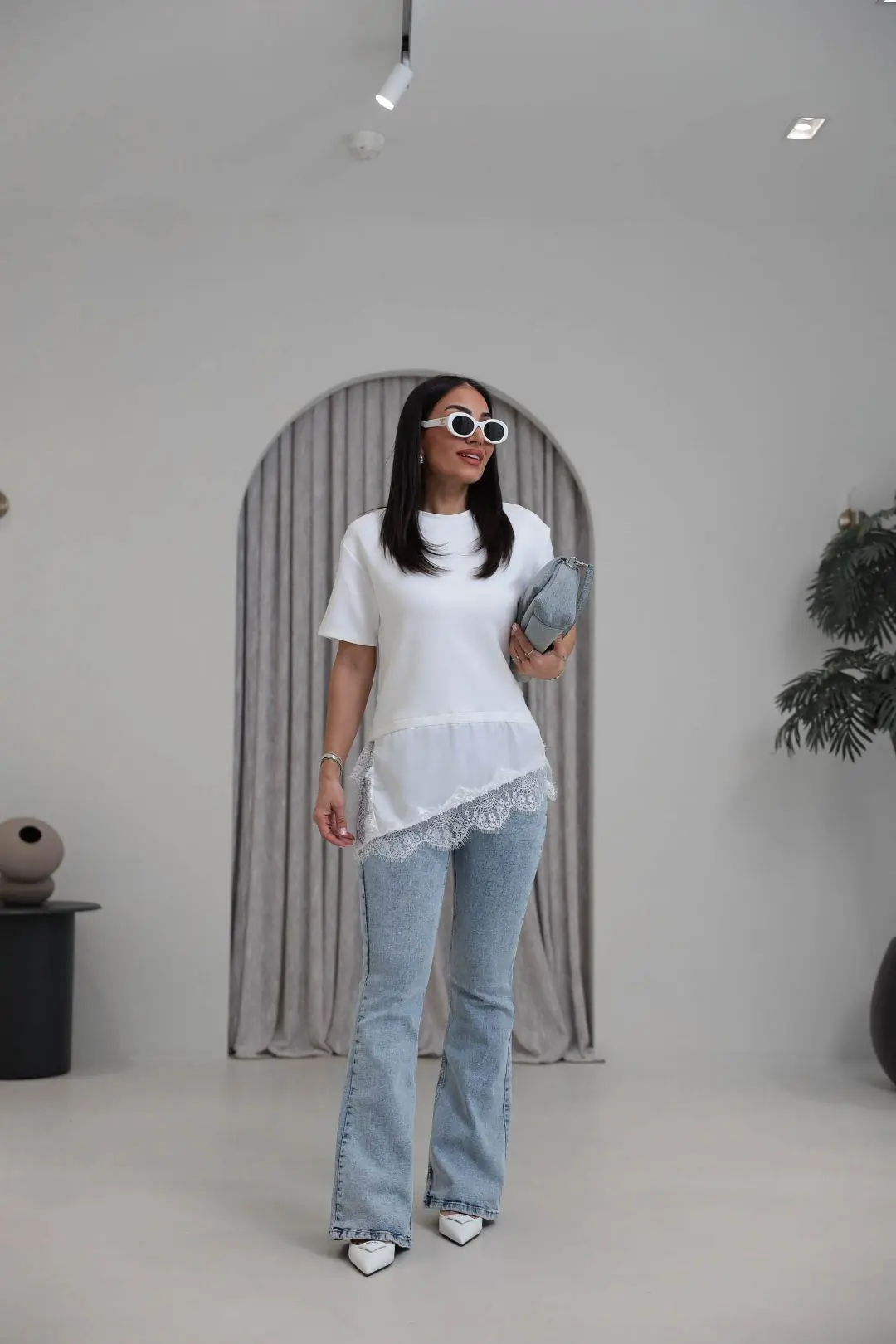 1248 Saten Garnili Dantel Güpürlü Tasarım Tshirt EKRU