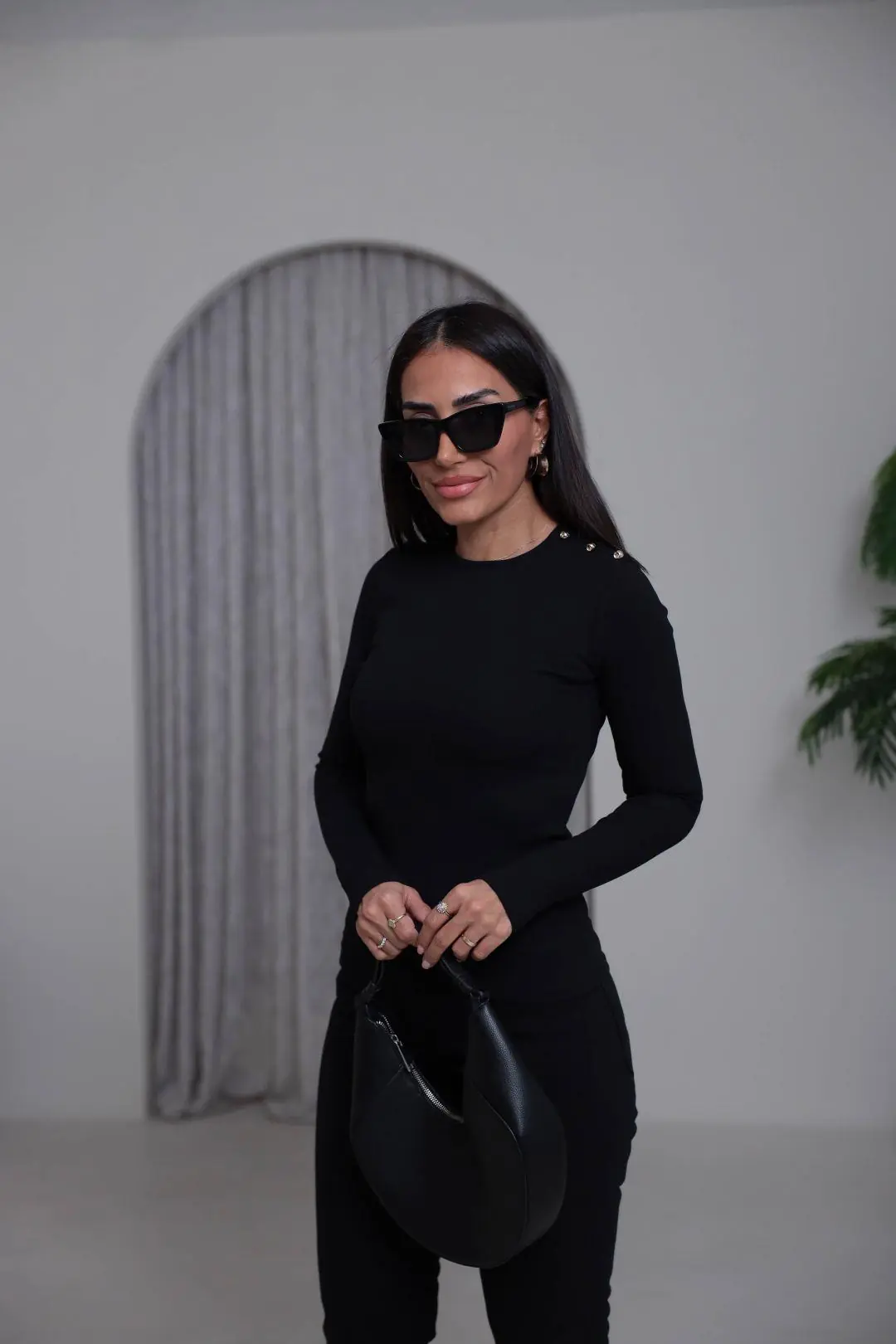 7245 Omzu Düğmeli Fitilli Bluz SİYAH