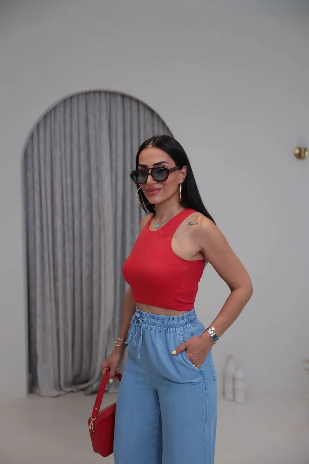 2941 Kolsuz Liyosel Crop Atlet KIRMIZI