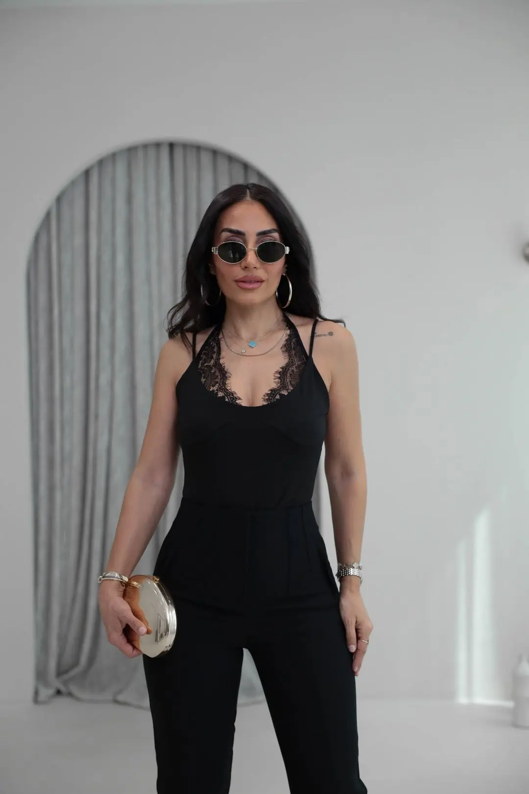 Dantel Detay Boyundan Bağlamalı Bodysuit SİYAH