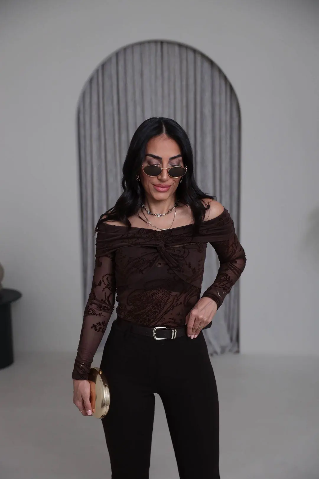 3227 Kadife Baskılı Omuz Detay Bluz KAHVE