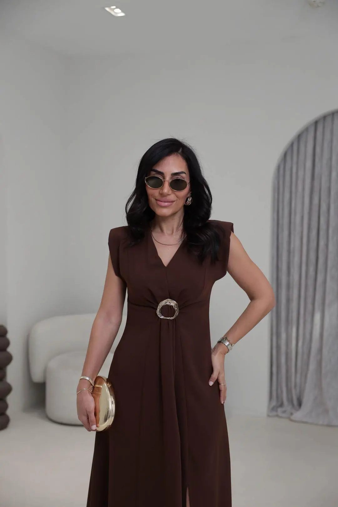 3865 V Yaka Gold Tokalı Maxi Elbise KAHVE