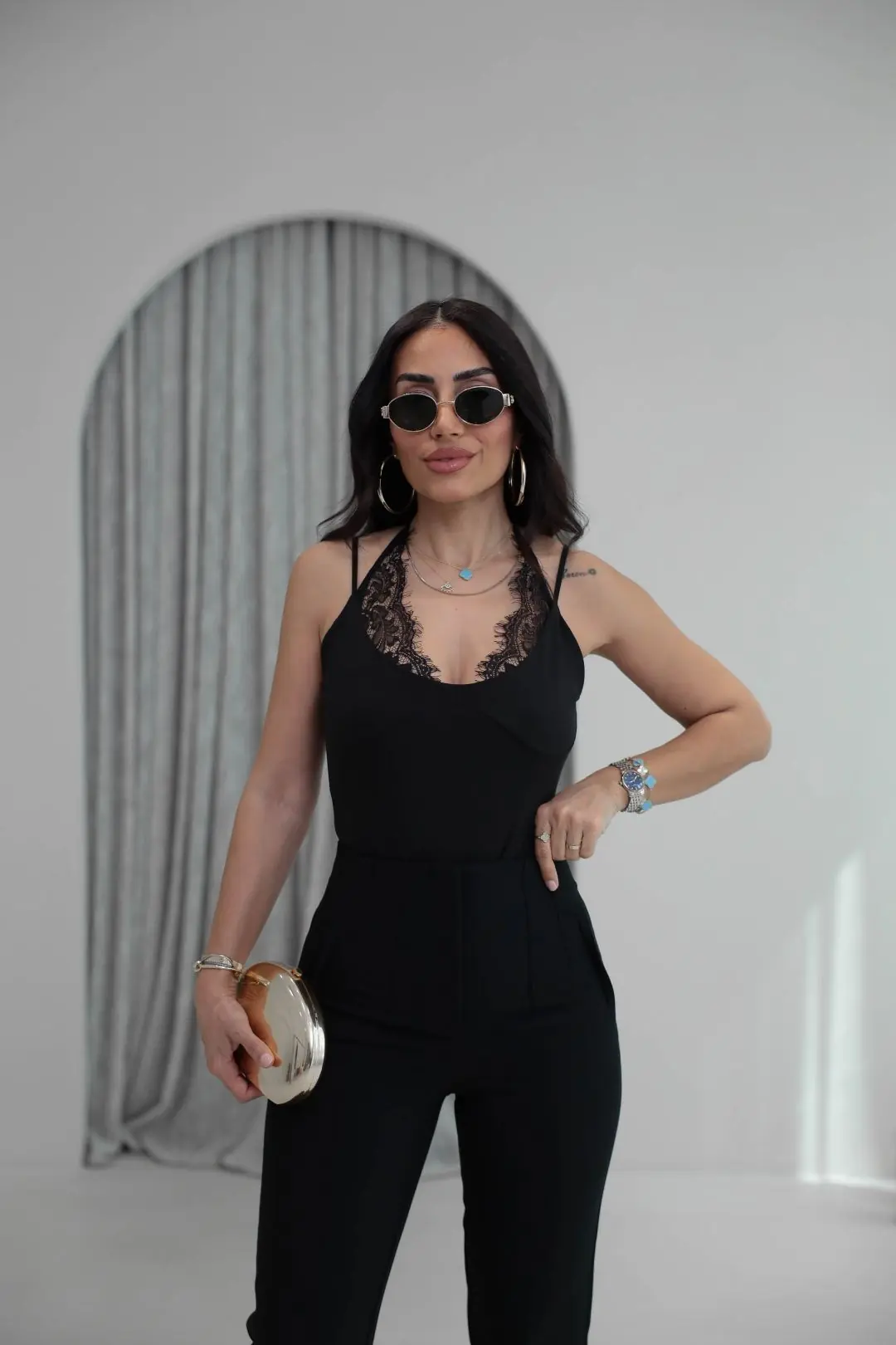 Dantel Detay Boyundan Bağlamalı Bodysuit SİYAH
