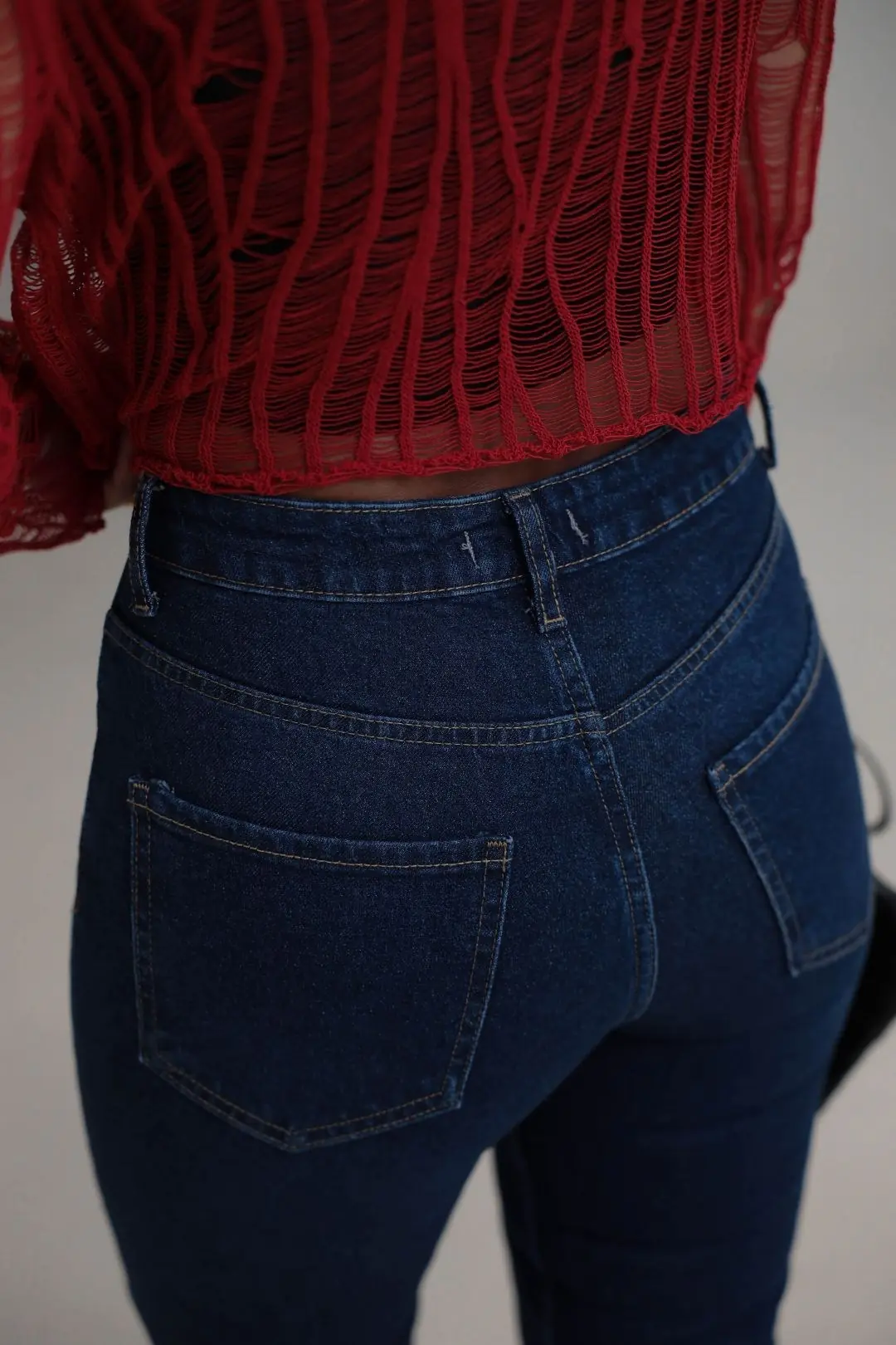 2402 Lazer Kesikli Boyfit Jean KOYU MAVİ