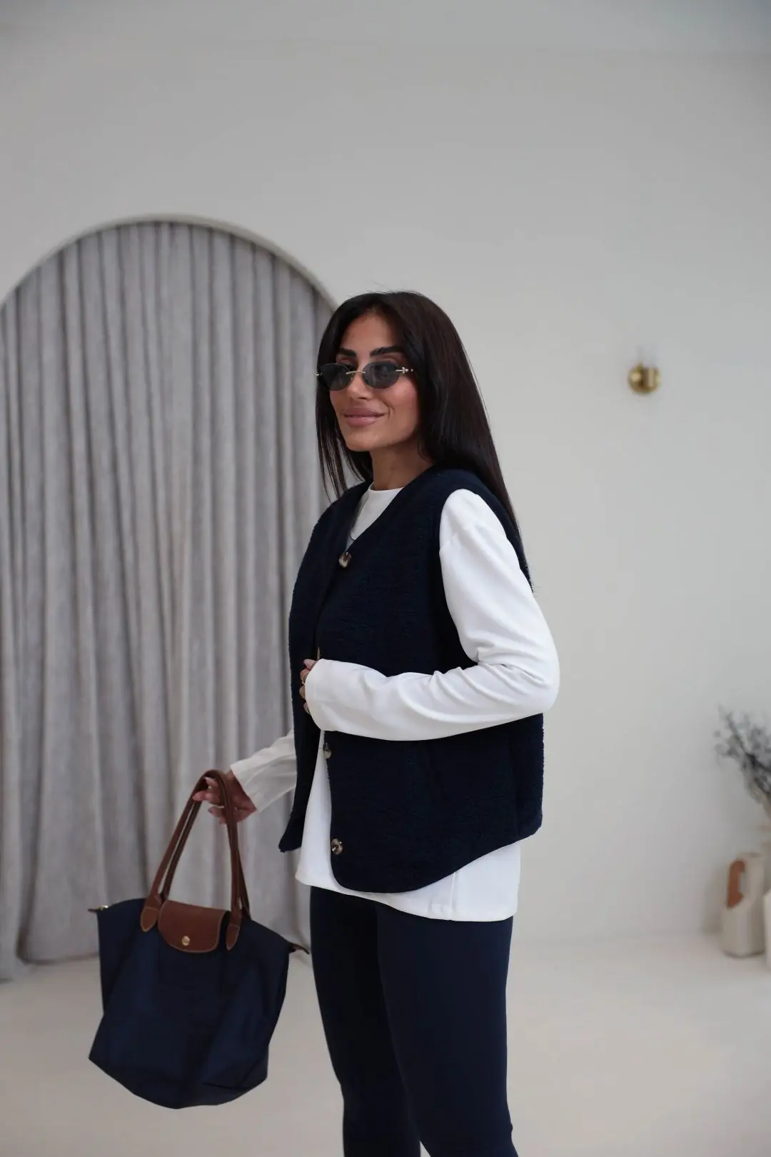 3242 Düğme Detaylı Oys Model Peluş Yelek LACİVERT