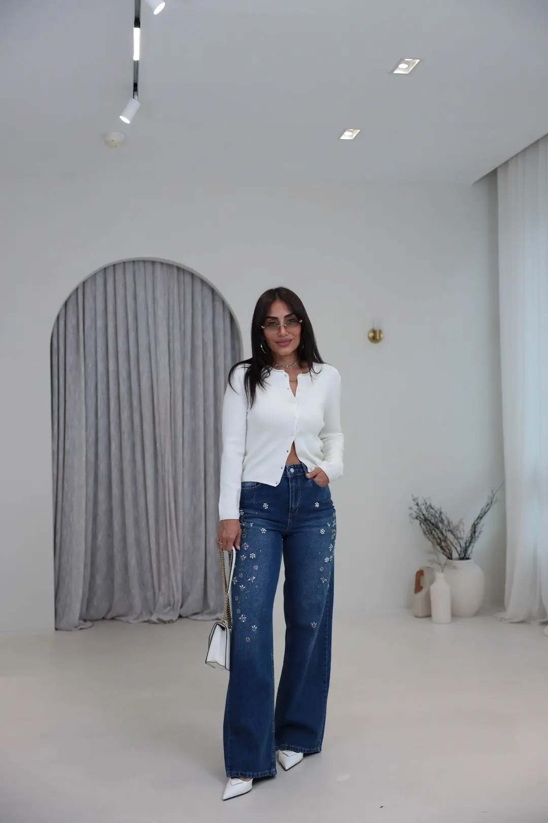 1071 Çiçek Motifli Renkli Taş İşlemeli Denim Pantolon KOYU MAVİ